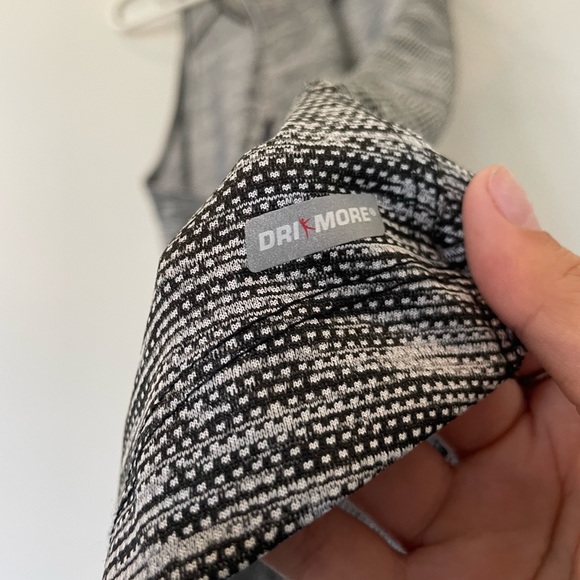GRAY WORKOUT TANK FROM DANSKIN SIZE M - Picture 5 of 7